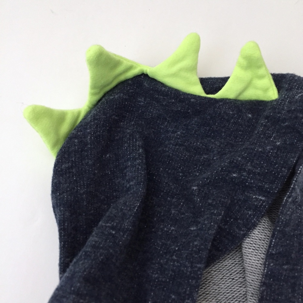 BOGO SALE! 💕 Carter's Dinosaur Jumpsuit - Picture 4 of 5